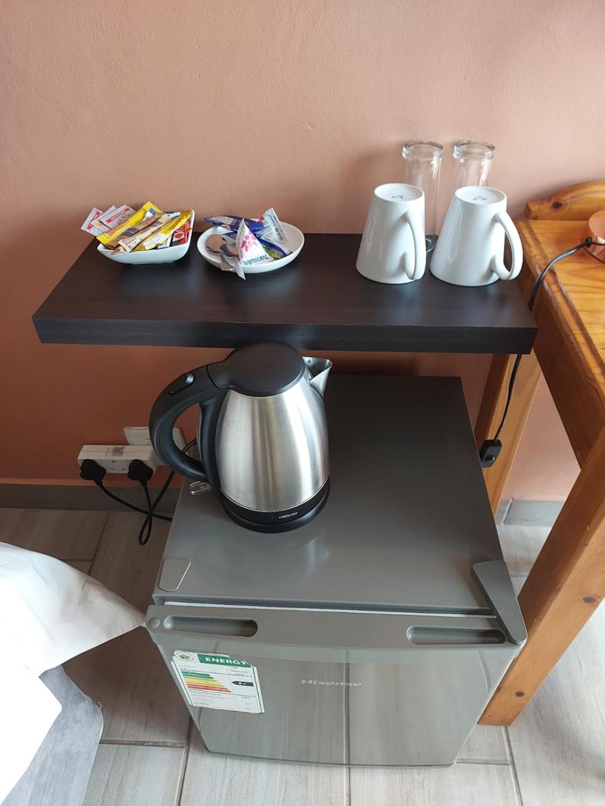 Aero Lodge Guest House 미델뷔르흐 외부 사진