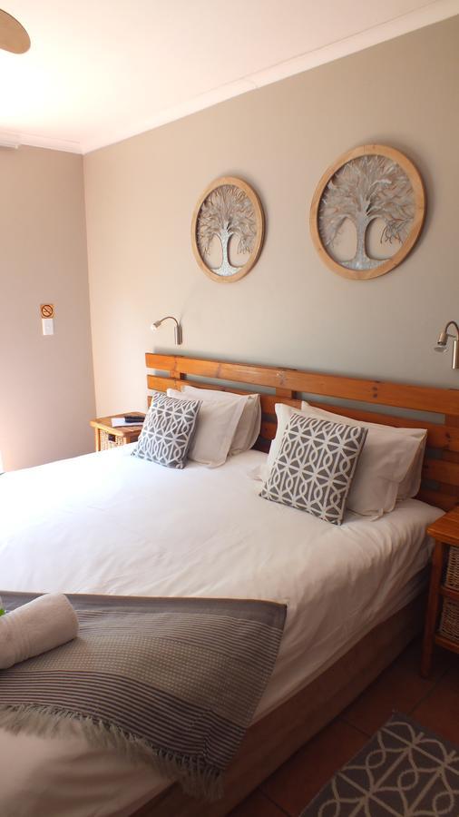 Aero Lodge Guest House 미델뷔르흐 외부 사진