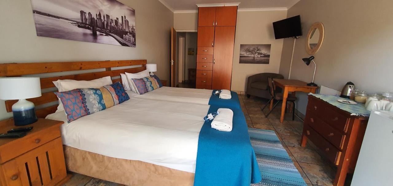 Aero Lodge Guest House 미델뷔르흐 외부 사진